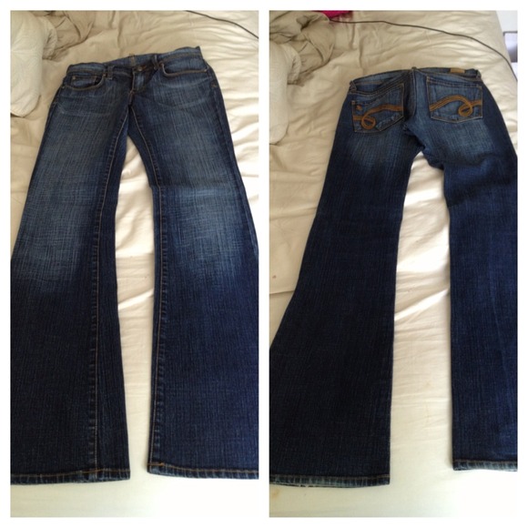 Jeans ๐๐๐ - Picture 4 of 4