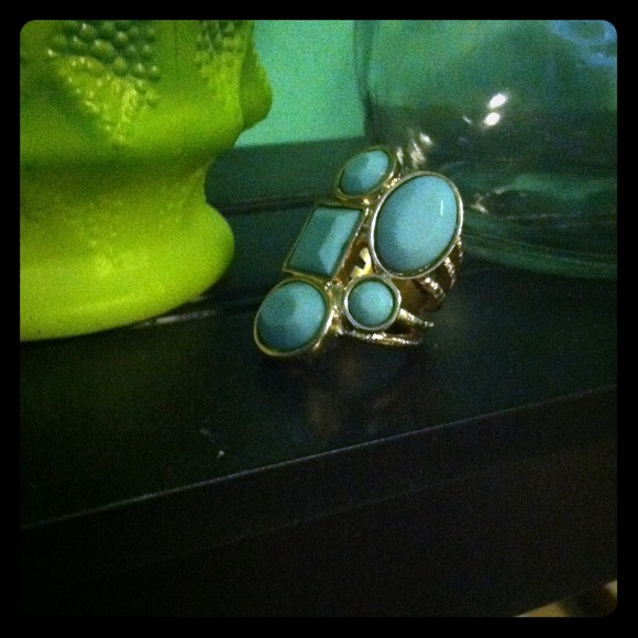 Geometric ring!