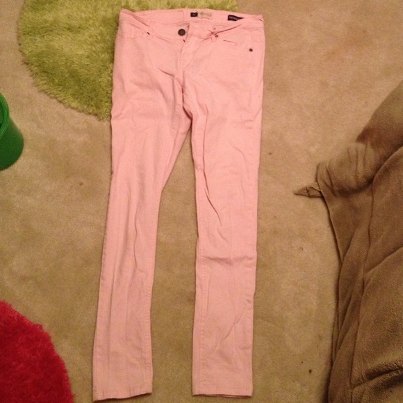🔴LOWERED PRICE🔴 Light pink vigold skinny jeans