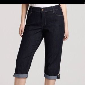 NEW Price Reduction - NYDJ  - Capri. Best jeans
