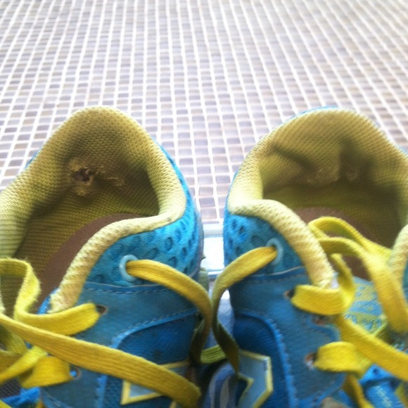 🚫Sold🚫 New balance tennis shoes - Picture 4 of 4