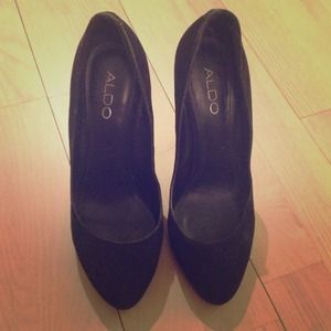 Aldo black heels