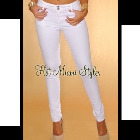 🚫❌SOLD❌🚫 BUNDLE jeans & top