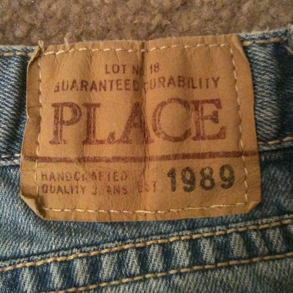 Shorts - Picture 3 of 4