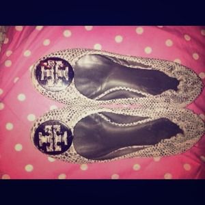 💗snakeskin Tory Burch flats size 8.5💗