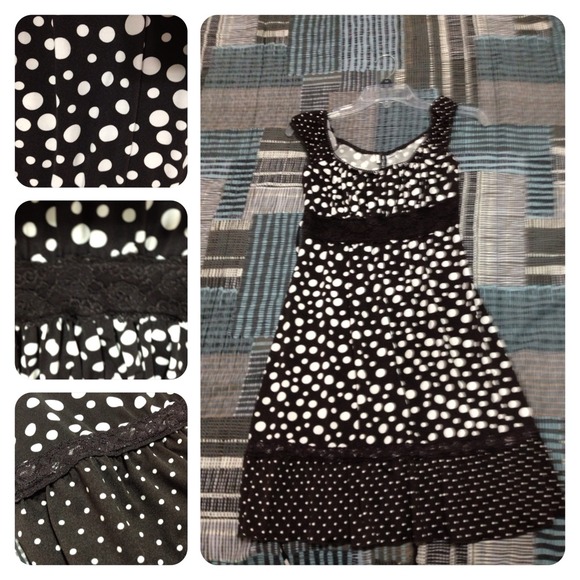👗Brown and white polka dot dress - Picture 1 of 1