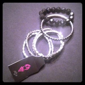 NWT! Torrid XL black & silver stretch bracelets!