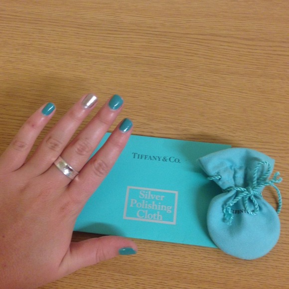 Tiffany&Co. Size 8 ring