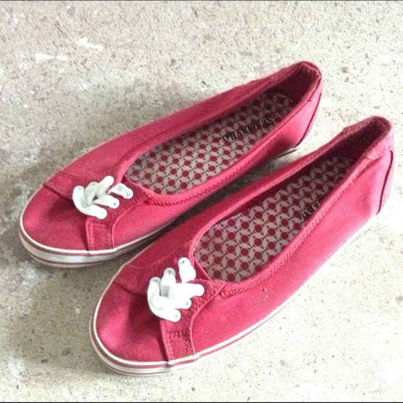 Red shoes