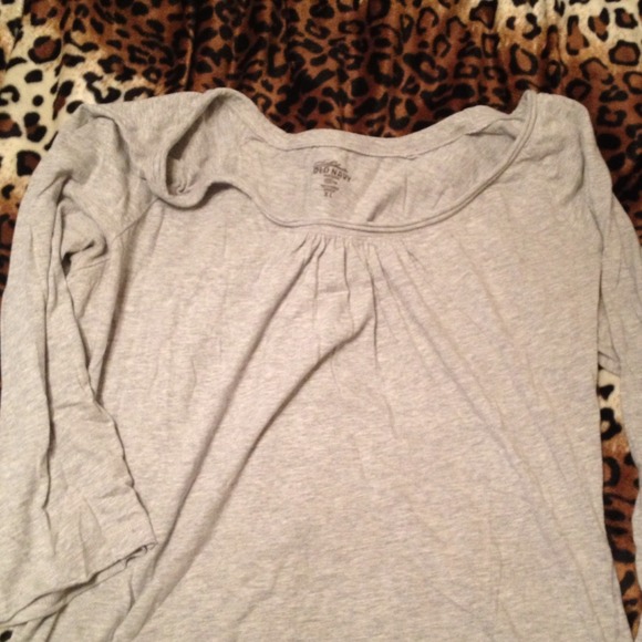 Old navy grey 3/4 sleeve - Picture 2 of 2