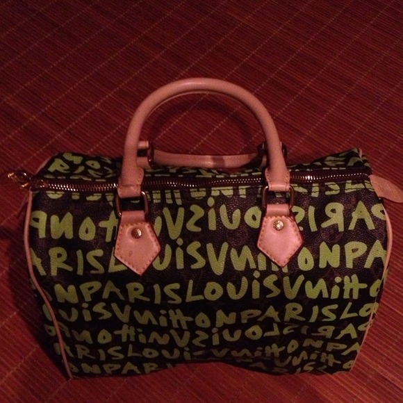 graffiti speedy bag. 🚫reserved🚫