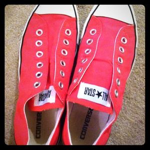 Bright pink no lace converse!