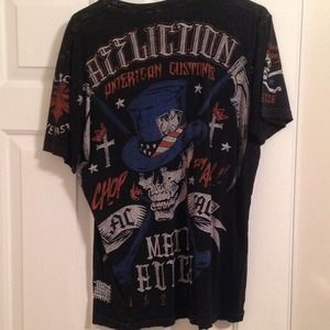 Like new affliction t shirt