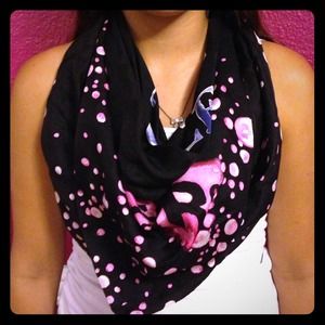 Juicy couture scarf