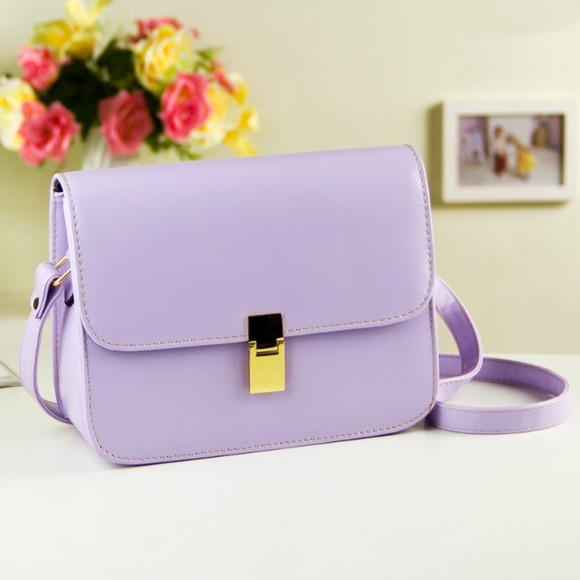 Handbags - Classic box style cross body/ shoulder leather bag