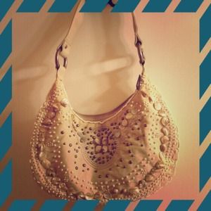 Express beaded handbag