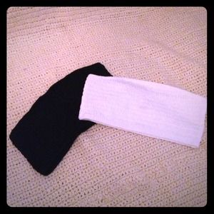 Black and White Sleeveless Mini-Tanks