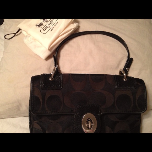 Beautiful coach purse!