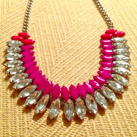 Spike the punch Rainey necklace