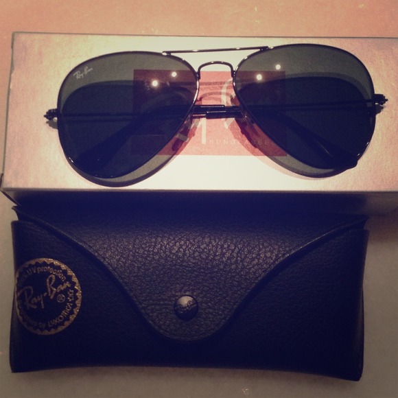 Ray-Ban Accessories - ✖SOLD✖Ray-Bans Aviators