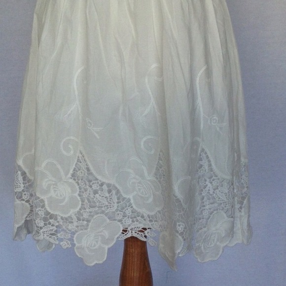 Ivory dress from Ark &Co - Picture 3 of 4