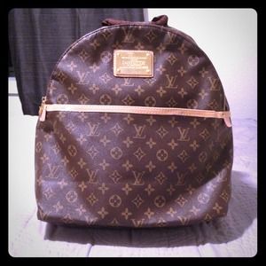 🔴ON HOLD🔴LV backpack