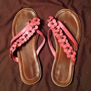 Flower flip flops
