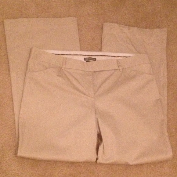 ❌SOLD IN BUNDLE❌Tan Express Slacks Size 10 Short