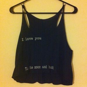 NEW Brandy Melville"I love you to the moon& back"