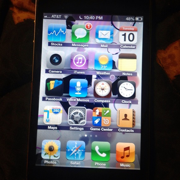💢SOLD💢 Black iphone 4 - 16gb