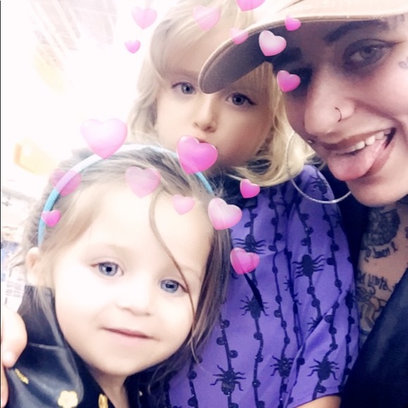 📌Meet your fellow Posher,Alannah📌 - Picture 8 of 8