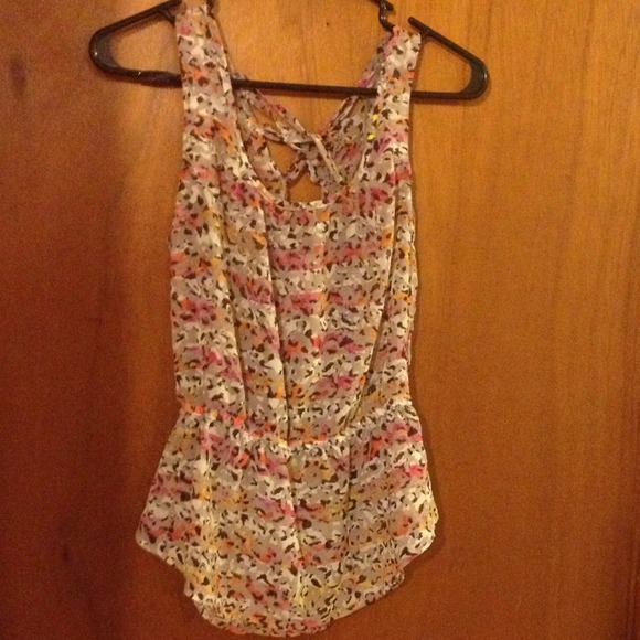 Tank top - Picture 1 of 1