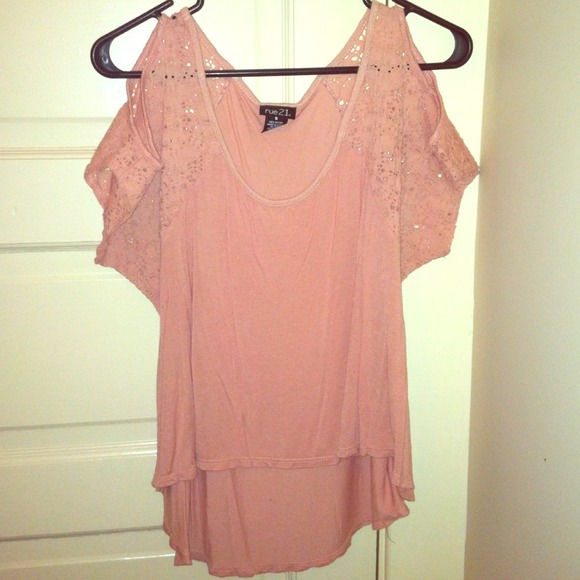 Peach shirt from rue21 - Picture 1 of 1