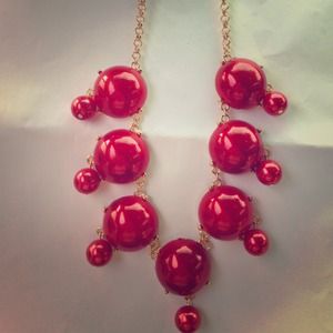 Sold New Fashion Necklace and Earring Set