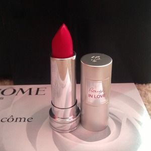 🙋sold to Maria 🙋Brand new Lancôme Rouge
