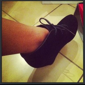 Black wedge booties size 9
