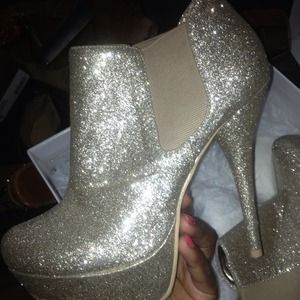 Steve Madden glitter booties