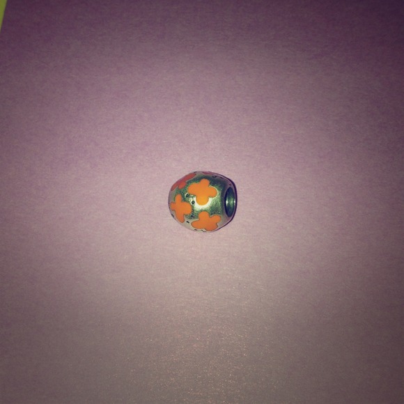 Retired butterfly pandora charm
