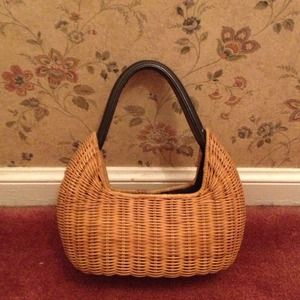 Vintage retro wicker handbag