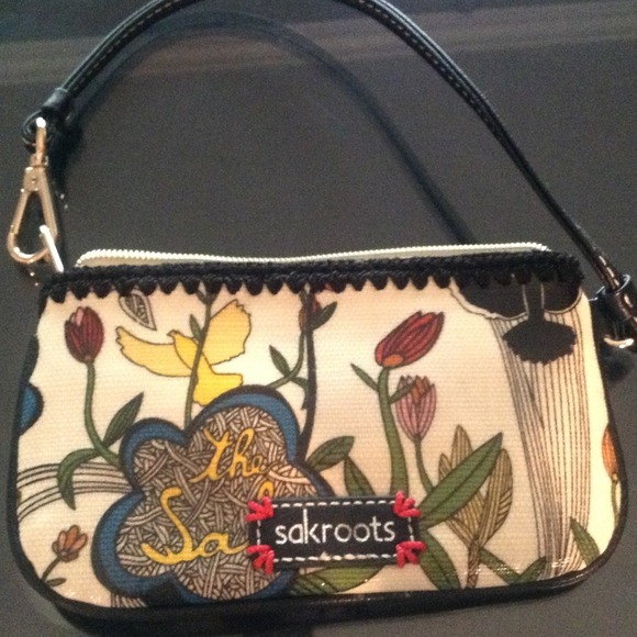 SOLD!!! The Sak Roots wristlet.