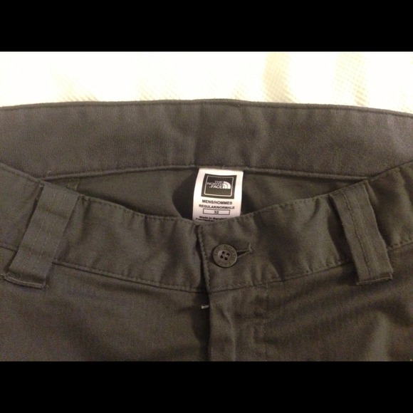🗻North Face Men's pants