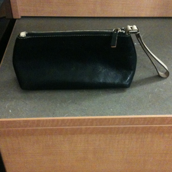 Kate Spade wristlet purse