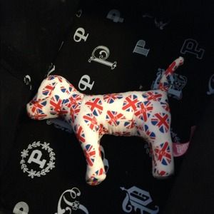 Victoria's Secret uk London dog rare