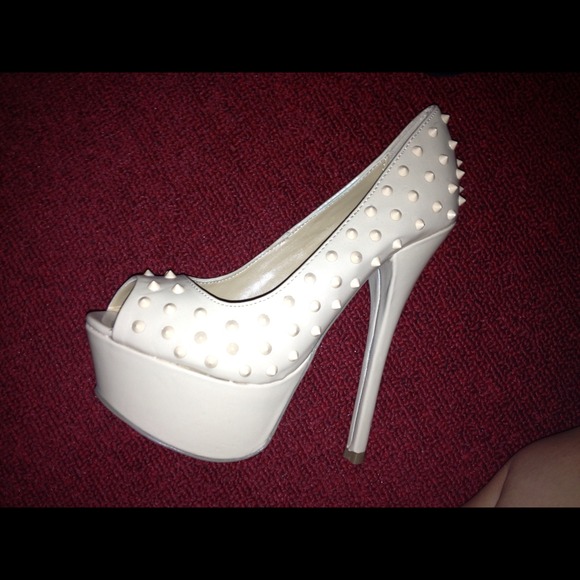 Never worn stilettos