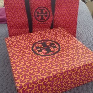 TORY BURCH empty boot box and big shopping bag
