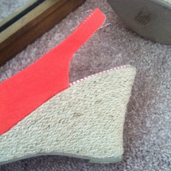 Pink wedges - Picture 2 of 2