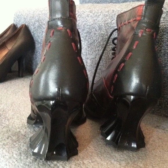 🎉💥Sold on EBay as bodies_redsonja💥🎉 - Picture 4 of 4