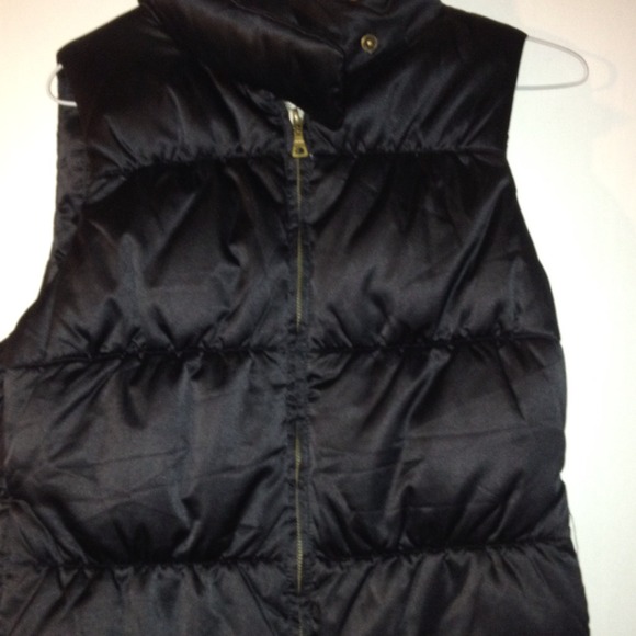 Tommy Hilfiger black vest