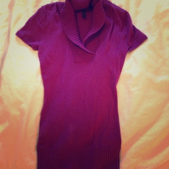 Bcbg sweater, never worn, size S.