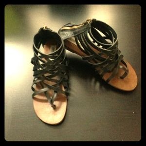 Steve Madden Krosby Woven Vamp Gladiator Sandals
